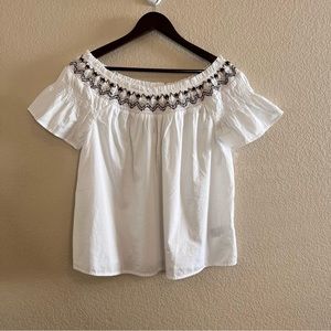 Old Navy Smocked Off the Shoulder Top Size Medium NWT